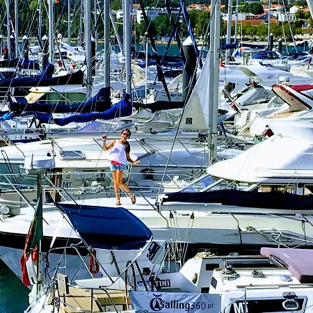 Hotel en barco Diamante Douro - Boat Vila Nova de Gaia