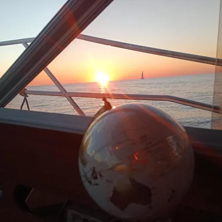 Diamantedouro - Boat Botel
