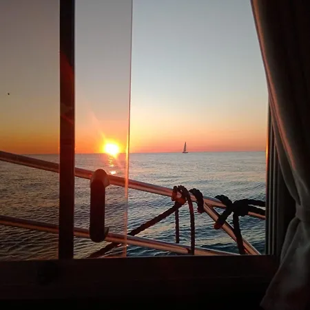 Botel Diamantedouro - Boat