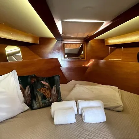 Diamante Douro - Boat Hotel en barco Vila Nova de Gaia